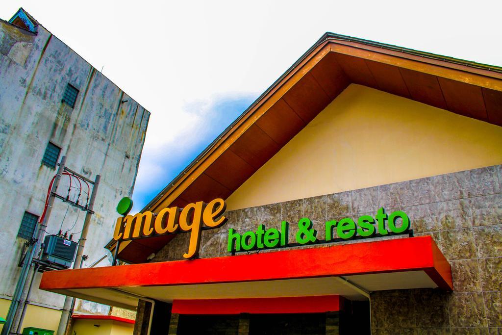 Image Hotel And Resto Bandung Exteriör bild